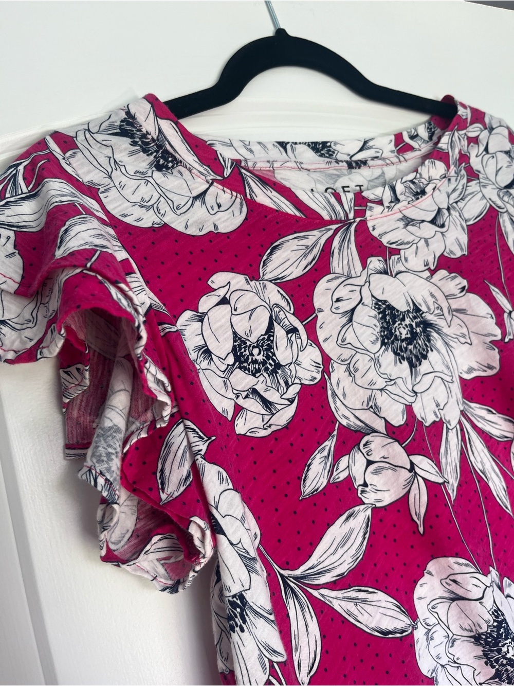 LOFT Raspberry Pink Floral Ruffle Sleeve Tee - Picture 2 of 5